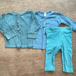 Lot of Kate Quinn organic cotton shirts and pants. All 12-18 month